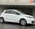 Белый Рено Зое, объемом двигателя 0 л и пробегом 126 тыс. км за 8800 $, фото 2 на Automoto.ua