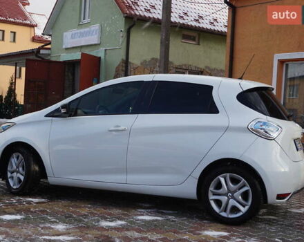 Белый Рено Зое, объемом двигателя 0 л и пробегом 26 тыс. км за 9555 $, фото 10 на Automoto.ua