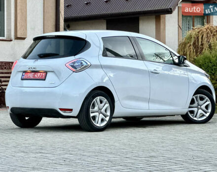 Белый Рено Зое, объемом двигателя 0 л и пробегом 43 тыс. км за 9399 $, фото 29 на Automoto.ua