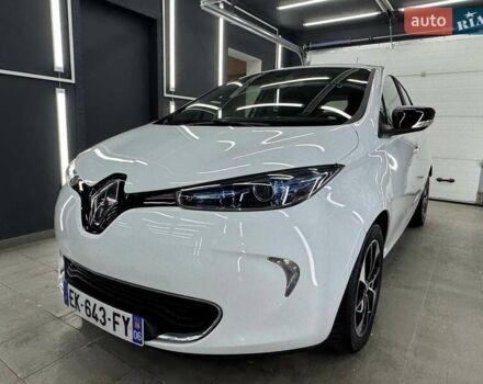 Белый Рено Зое, объемом двигателя 0 л и пробегом 115 тыс. км за 9950 $, фото 1 на Automoto.ua