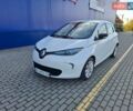 Белый Рено Зое, объемом двигателя 0 л и пробегом 125 тыс. км за 9200 $, фото 1 на Automoto.ua