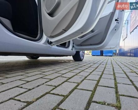 Рено Зое 2017 в Нововолынск на Automoto.ua Белый Рено Зое, объемом двигателя 0 л и пробегом 117 тыс. км за 8900 $, фото 18 на Automoto.ua