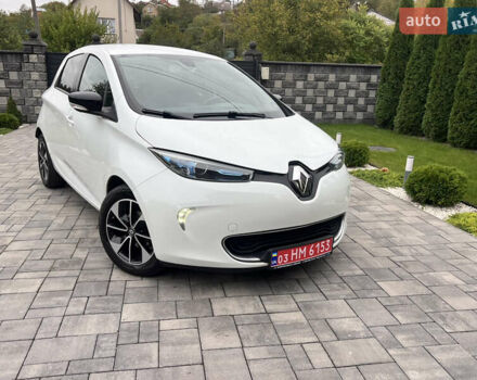 Белый Рено Зое, объемом двигателя 0 л и пробегом 129 тыс. км за 8750 $, фото 17 на Automoto.ua