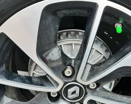 Білий Рено Зое, об'ємом двигуна 0 л та пробігом 123 тис. км за 9650 $, фото 35 на Automoto.ua