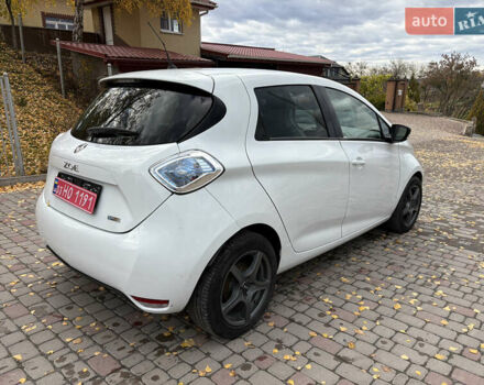 Рено Зое 2017 в Ровно на Automoto.ua Белый Рено Зое, объемом двигателя 0 л и пробегом 104 тыс. км за 8599 $, фото 7 на Automoto.ua