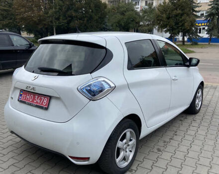 Белый Рено Зое, объемом двигателя 0 л и пробегом 71 тыс. км за 9500 $, фото 5 на Automoto.ua