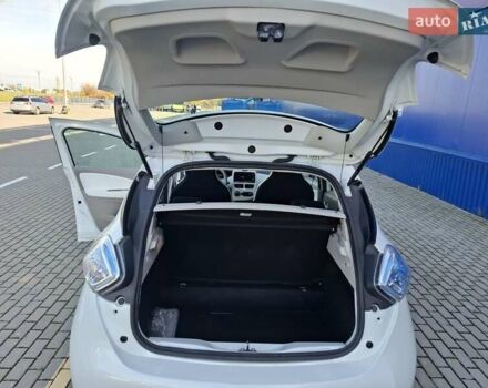 Рено Зое 2017 в Нововолынск на Automoto.ua Белый Рено Зое, объемом двигателя 0 л и пробегом 117 тыс. км за 8900 $, фото 8 на Automoto.ua