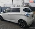 Белый Рено Зое, объемом двигателя 0 л и пробегом 120 тыс. км за 9500 $, фото 2 на Automoto.ua