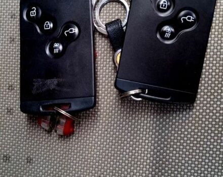 Белый Рено Зое, объемом двигателя 0 л и пробегом 101 тыс. км за 8850 $, фото 12 на Automoto.ua