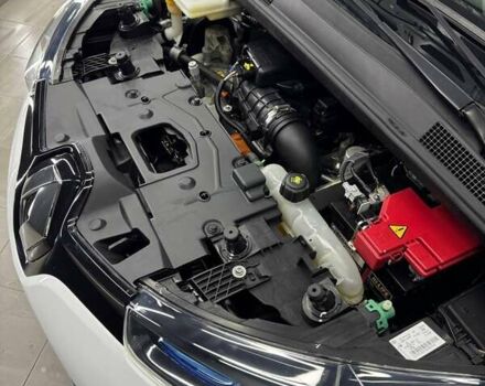 Белый Рено Зое, объемом двигателя 0 л и пробегом 115 тыс. км за 9950 $, фото 18 на Automoto.ua