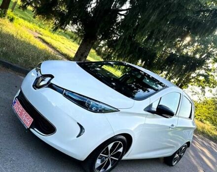 Белый Рено Зое, объемом двигателя 0 л и пробегом 102 тыс. км за 7900 $, фото 8 на Automoto.ua