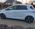 Белый Рено Зое, объемом двигателя 0 л и пробегом 95 тыс. км за 9850 $, фото 2 на Automoto.ua