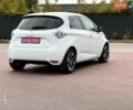 Белый Рено Зое, объемом двигателя 0 л и пробегом 87 тыс. км за 10400 $, фото 6 на Automoto.ua