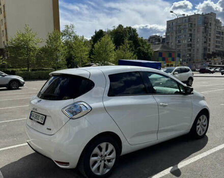 Белый Рено Зое, объемом двигателя 0 л и пробегом 127 тыс. км за 9200 $, фото 3 на Automoto.ua