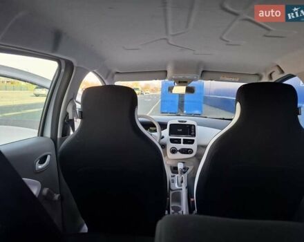 Рено Зое 2017 в Нововолынск на Automoto.ua Белый Рено Зое, объемом двигателя 0 л и пробегом 117 тыс. км за 8900 $, фото 19 на Automoto.ua