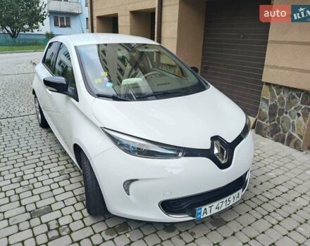 Рено Зое 2017 в Надворной на Automoto.ua Белый Рено Зое, объемом двигателя 0 л и пробегом 62 тыс. км за 9900 $, фото 2 на Automoto.ua
