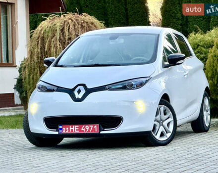 Белый Рено Зое, объемом двигателя 0 л и пробегом 43 тыс. км за 9399 $, фото 5 на Automoto.ua