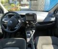 Білий Рено Зое, об'ємом двигуна 0 л та пробігом 181 тис. км за 9300 $, фото 7 на Automoto.ua