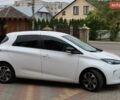 Белый Рено Зое, объемом двигателя 0 л и пробегом 95 тыс. км за 10444 $, фото 5 на Automoto.ua