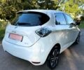 Белый Рено Зое, объемом двигателя 0 л и пробегом 102 тыс. км за 7900 $, фото 4 на Automoto.ua