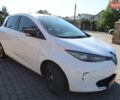 Белый Рено Зое, объемом двигателя 0 л и пробегом 184 тыс. км за 9450 $, фото 13 на Automoto.ua