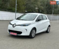 Белый Рено Зое, объемом двигателя 0 л и пробегом 74 тыс. км за 9550 $, фото 1 на Automoto.ua