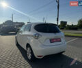 Белый Рено Зое, объемом двигателя 0 л и пробегом 78 тыс. км за 10600 $, фото 10 на Automoto.ua