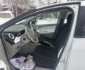 Белый Рено Зое, объемом двигателя 0 л и пробегом 70 тыс. км за 8300 $, фото 4 на Automoto.ua