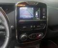 Білий Рено Зое, об'ємом двигуна 0 л та пробігом 131 тис. км за 9800 $, фото 26 на Automoto.ua