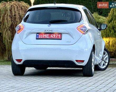 Белый Рено Зое, объемом двигателя 0 л и пробегом 43 тыс. км за 9399 $, фото 27 на Automoto.ua