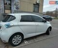 Белый Рено Зое, объемом двигателя 0 л и пробегом 204 тыс. км за 8400 $, фото 12 на Automoto.ua