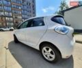 Белый Рено Зое, объемом двигателя 0 л и пробегом 121 тыс. км за 8900 $, фото 11 на Automoto.ua