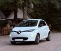 Белый Рено Зое, объемом двигателя 0 л и пробегом 200 тыс. км за 8507 $, фото 1 на Automoto.ua