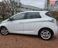 Белый Рено Зое, объемом двигателя 0 л и пробегом 137 тыс. км за 7800 $, фото 20 на Automoto.ua