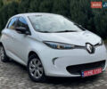 Белый Рено Зое, объемом двигателя 0 л и пробегом 97 тыс. км за 9500 $, фото 45 на Automoto.ua