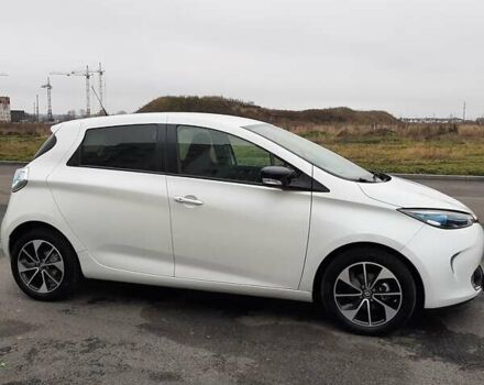 Білий Рено Зое, об'ємом двигуна 0 л та пробігом 123 тис. км за 9650 $, фото 7 на Automoto.ua