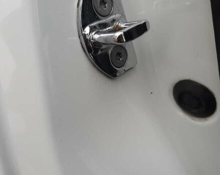 Білий Рено Зое, об'ємом двигуна 0 л та пробігом 123 тис. км за 9650 $, фото 21 на Automoto.ua