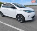 Белый Рено Зое, объемом двигателя 0 л и пробегом 205 тыс. км за 9500 $, фото 11 на Automoto.ua