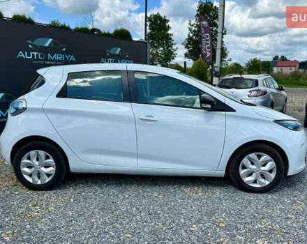 Белый Рено Зое, объемом двигателя 0 л и пробегом 45 тыс. км за 9350 $, фото 13 на Automoto.ua