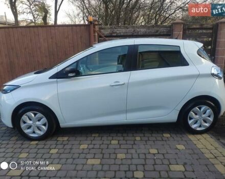 Білий Рено Зое, об'ємом двигуна 0 л та пробігом 87 тис. км за 8799 $, фото 7 на Automoto.ua