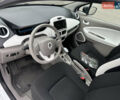 Белый Рено Зое, объемом двигателя 0 л и пробегом 74 тыс. км за 9550 $, фото 5 на Automoto.ua