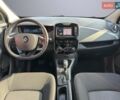 Белый Рено Зое, объемом двигателя 0 л и пробегом 129 тыс. км за 10000 $, фото 6 на Automoto.ua