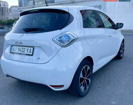 Білий Рено Зое, об'ємом двигуна 0 л та пробігом 86 тис. км за 9500 $, фото 12 на Automoto.ua