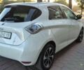 Белый Рено Зое, объемом двигателя 0 л и пробегом 133 тыс. км за 9900 $, фото 4 на Automoto.ua