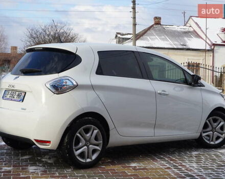 Белый Рено Зое, объемом двигателя 0 л и пробегом 26 тыс. км за 9555 $, фото 6 на Automoto.ua