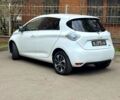 Белый Рено Зое, объемом двигателя 55 л и пробегом 93 тыс. км за 11000 $, фото 4 на Automoto.ua