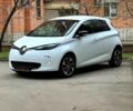 Белый Рено Зое, объемом двигателя 55 л и пробегом 93 тыс. км за 11000 $, фото 1 на Automoto.ua