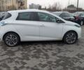 Белый Рено Зое, объемом двигателя 0 л и пробегом 127 тыс. км за 9300 $, фото 4 на Automoto.ua