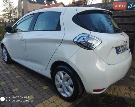 Білий Рено Зое, об'ємом двигуна 0 л та пробігом 87 тис. км за 8799 $, фото 8 на Automoto.ua