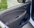 Белый Рено Зое, объемом двигателя 0 л и пробегом 103 тыс. км за 10500 $, фото 5 на Automoto.ua